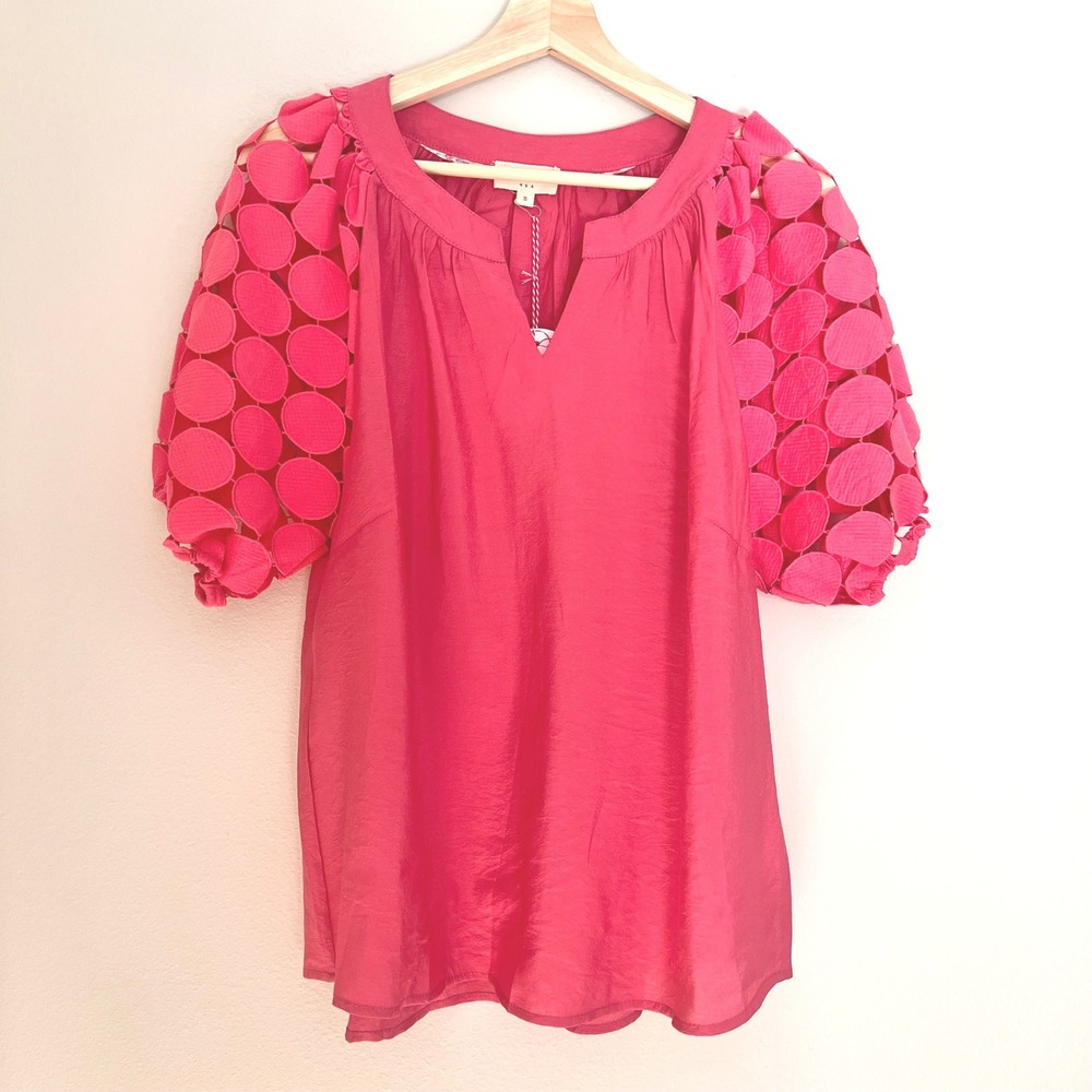 Umgee Women Bright Pink Puff Sleeve Circle Crochet Lace Split Neck Top Small New